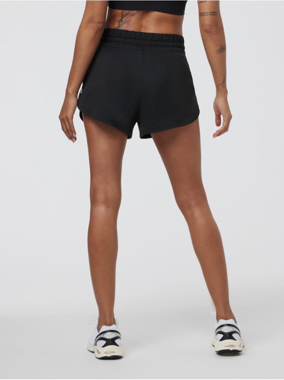 VUORI Halo Peformance Shorts - Picture 3 of 3